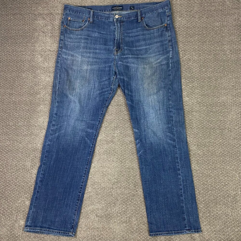 Lucky Brand 181 Relaxed Straight Jeans Men's 42 x 34 Measures 45 Blue Stretch